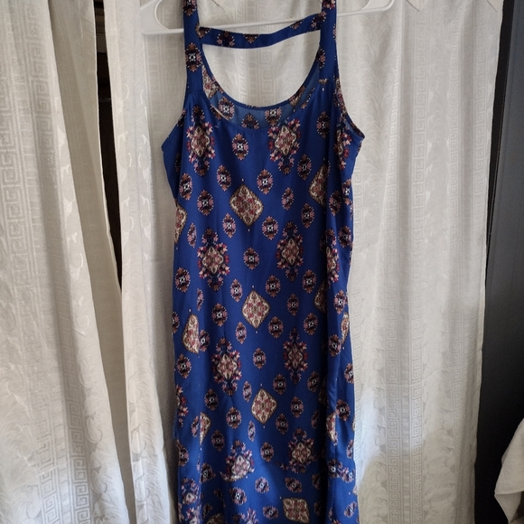 Pretty Spring Dress - Picture 5 of 9